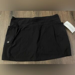 NEW - Athleta Classic Black Skort reflective
